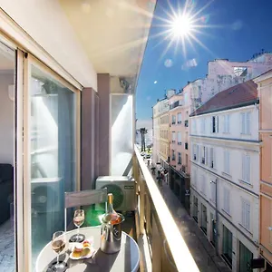 Apartment Near Croisette- 4 Star -seaview, Cannes